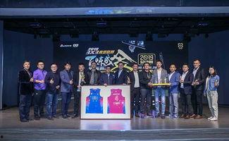 约会战袍每日大赛,时尚对决，魅力绽放