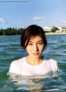 搜明星美图,尽览娱乐圈风采瞬间